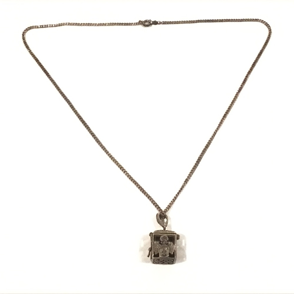 Vintage Sterling Silver Angel Hinged Lid Prayer Box Pendant & Chain Necklace